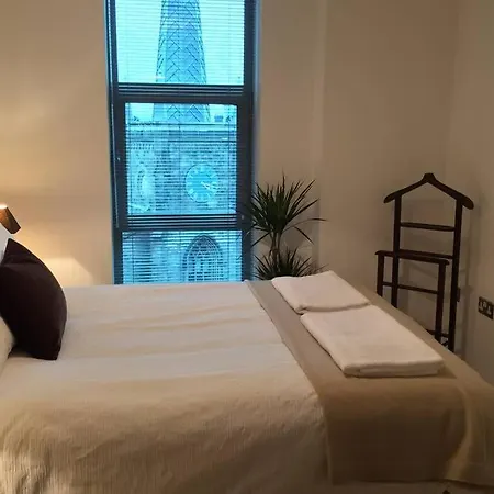 Sunny Apartment With Great Views And Rooftop Terrace *
