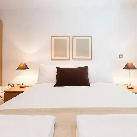 Sunny Apartment With Great Views And Rooftop Terrace Apartment